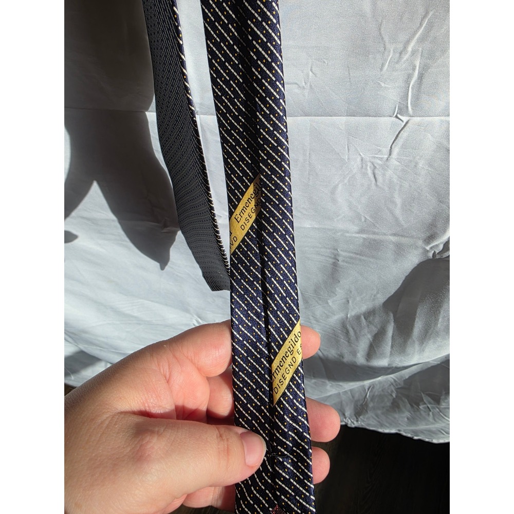 Ermenegildo Zegna Mens Silk Tie Navy Blue Geometric Diagonal Stripe Pattern - Picture 5 of 6